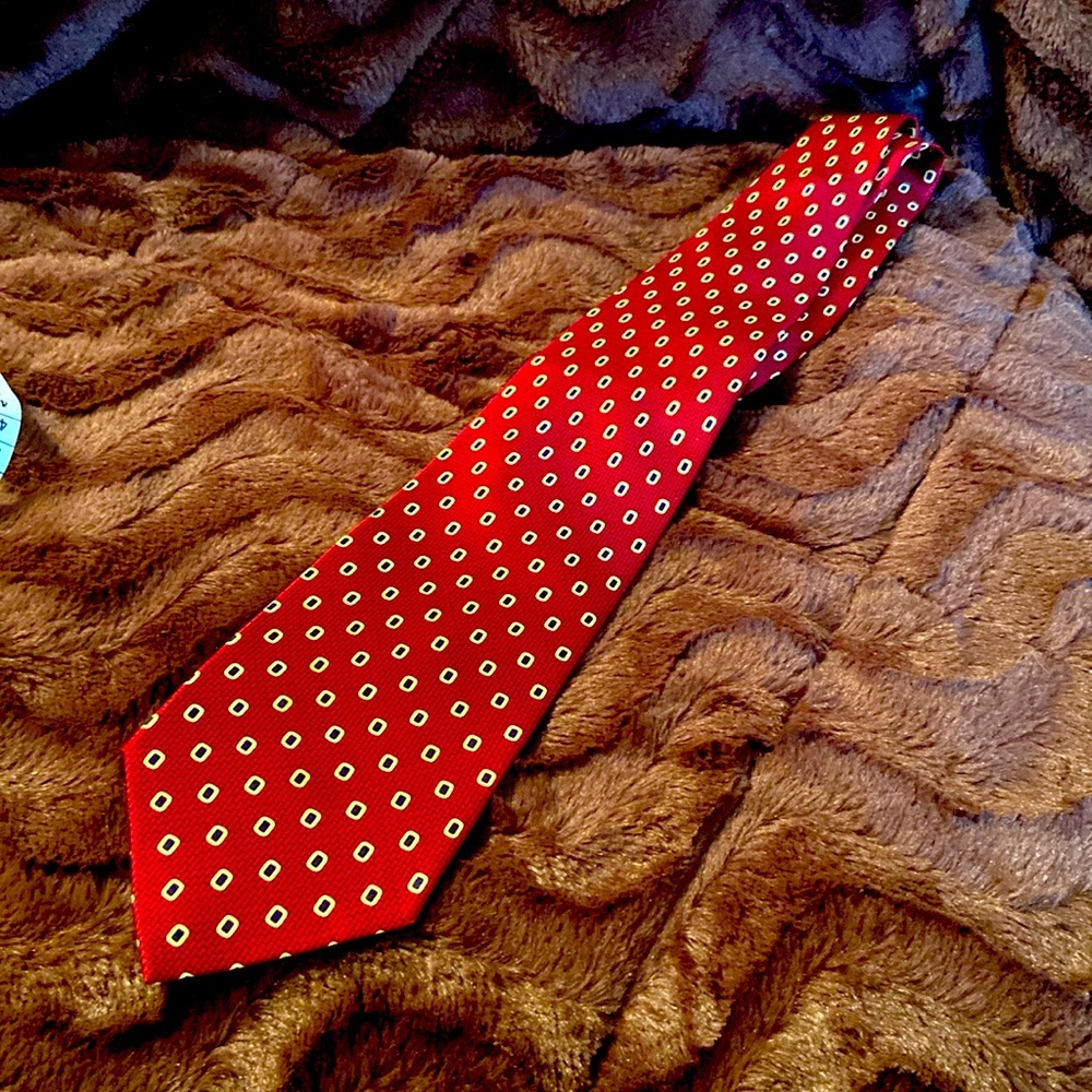 Silk tie made in Italy red black